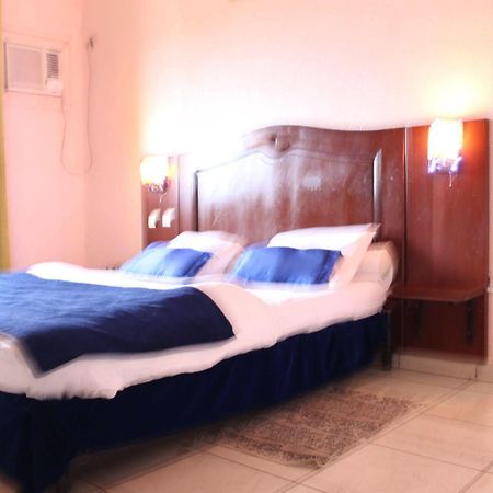 Prestige Hotel Yaoundé Extérieur photo